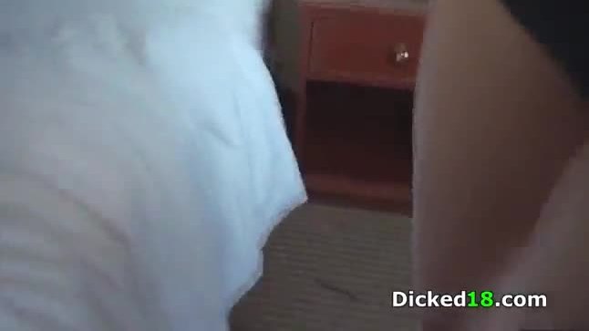 Party amateur babes fuck in hotel room